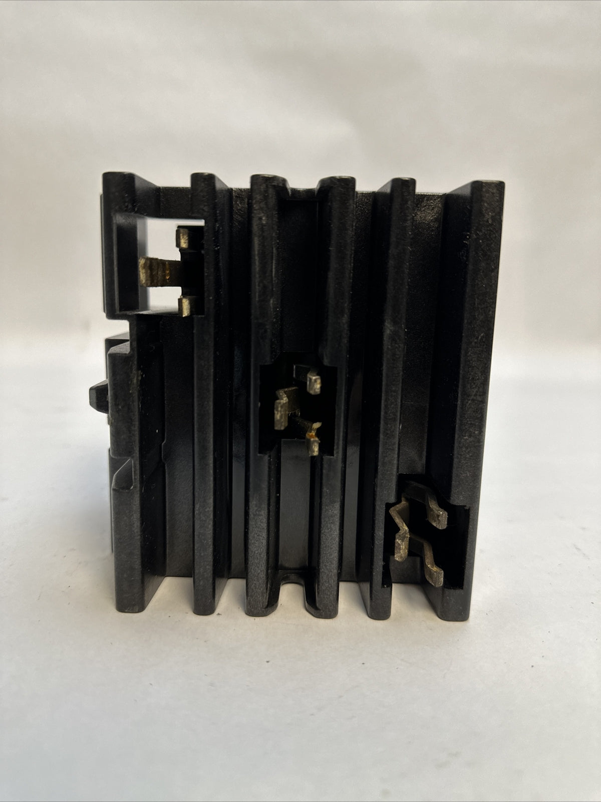 SQUARE D HJA36040YP POWER PACT CIRCUIT BREAKER 40A 600VAC 250VDC 3POLE