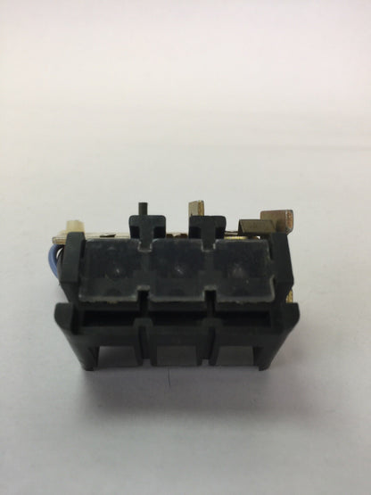WESTINGHOUSE/CUTLER HAMMER A1X3RT AUXILIARY SWITCH 600VAC 125/250VDC 1492D60G02