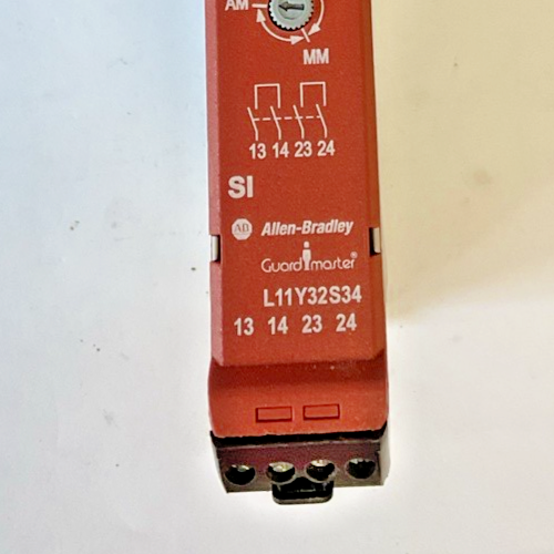 ALLEN BRADLEY 440R-S12R2 SAFETY RELAY SER.A 202 24VDC GSR SI
