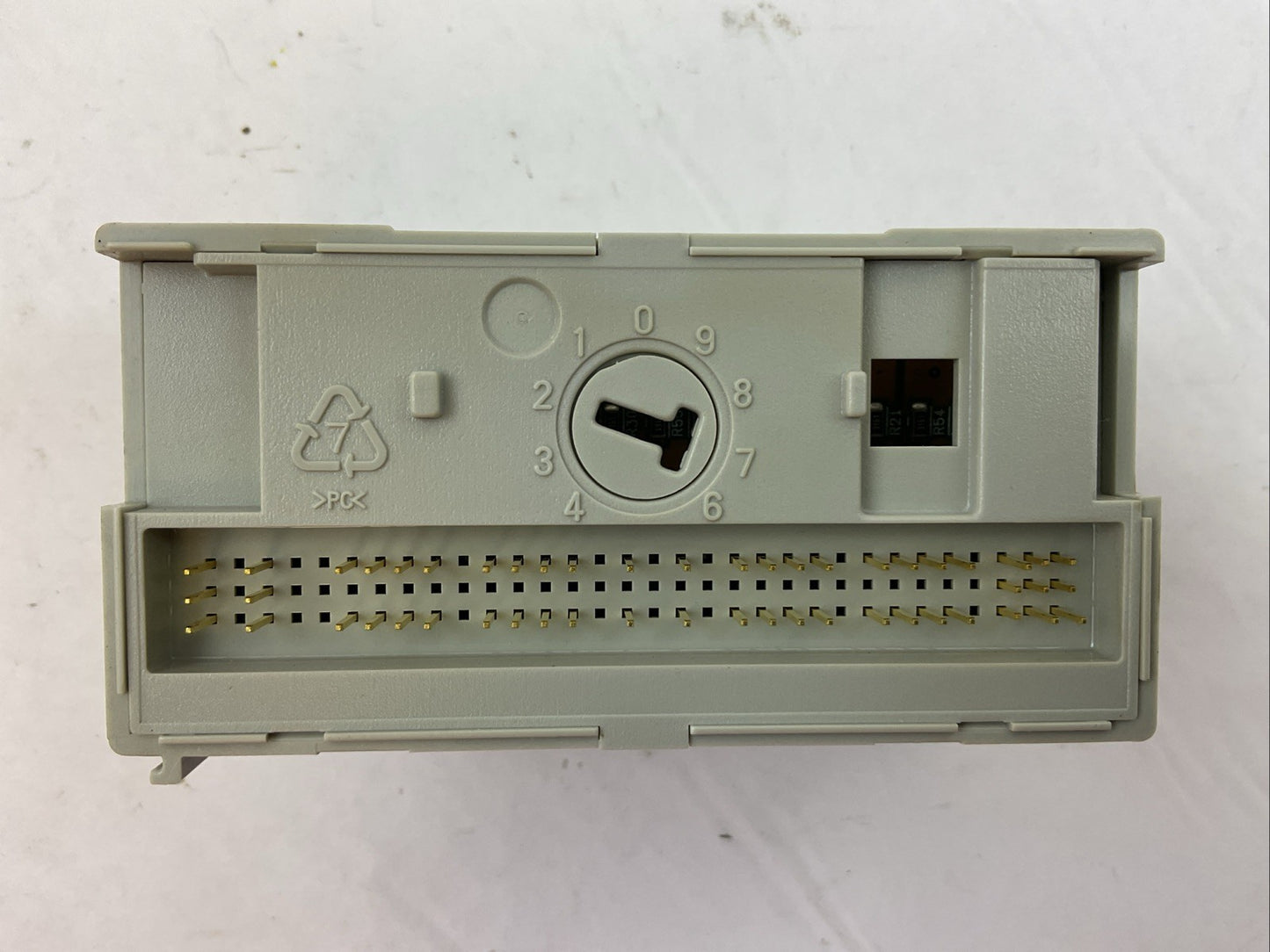 ALLEN BRADLEY 1794-IB16XOB16P SER A REV A01 24VDC SINK INPUT / SOURCE OUTPUT