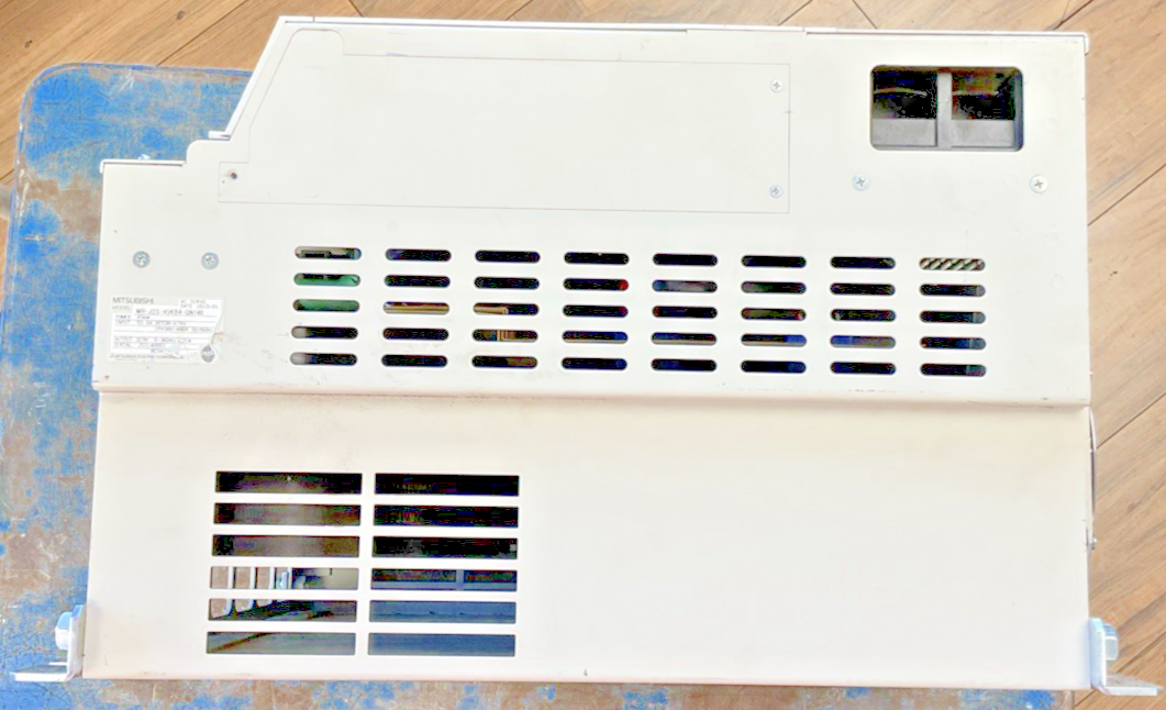 MITSUBISHI MR-J2S-45KBA-QN140 SERVO DRIVE 45KW 93.0A 480VAC