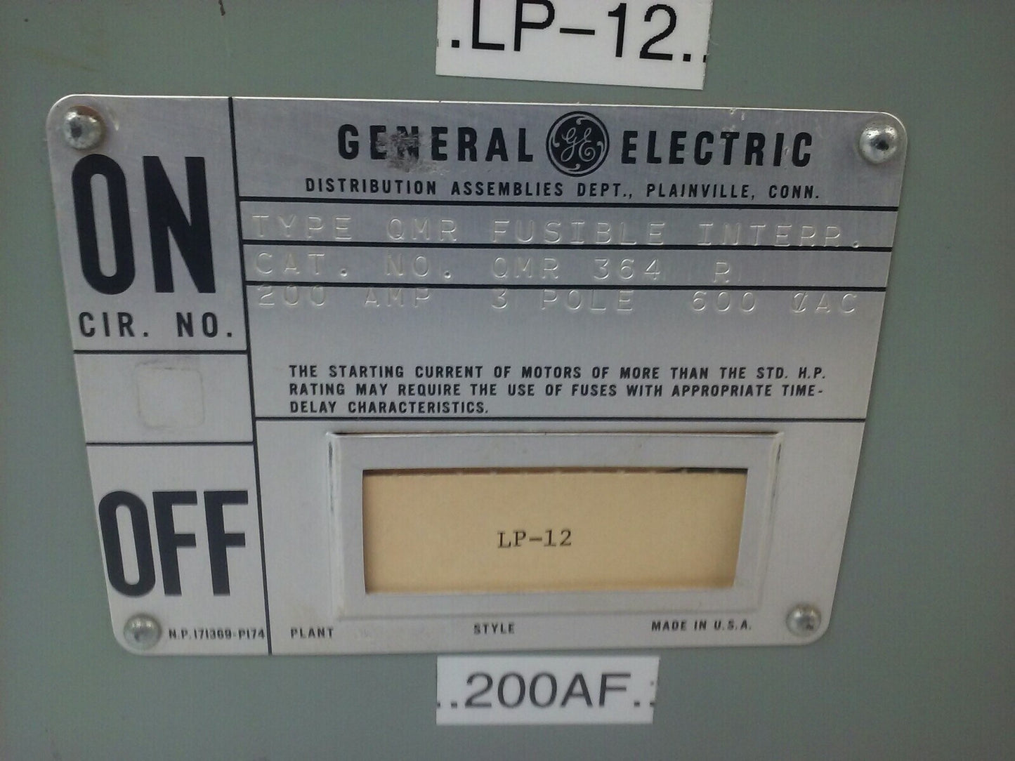 GE QMR364R FUSIBLE INTERRUPTER SWITCH, 200A, 600VAC, 3P, QMR, W/ HARDWARE