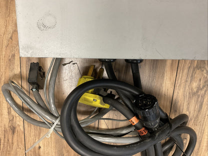 MIYACHI HF2/208 OUTPUT 290VAC 160A 33KVA INPUT 208VAC 50AMP 51KVA 2kHz HIGH FREQ