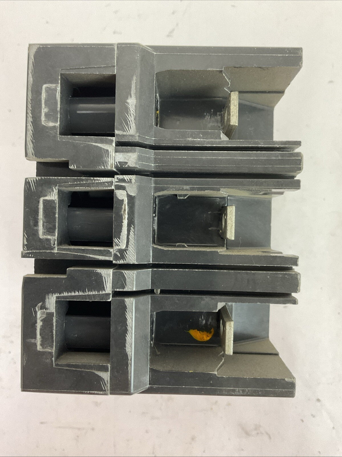 GE SELA36AT0030 CIRCUIT BREAKER 30AMP 3POLE 600VAC SRPE30A30 TRIP PLUG 30A
