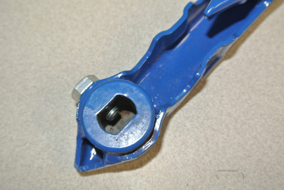 DELTECH 10040HANP00C HANDLE / LEVER / OPERATOR  BUTTERFLY VALVE 4" / NEW SURPLUS