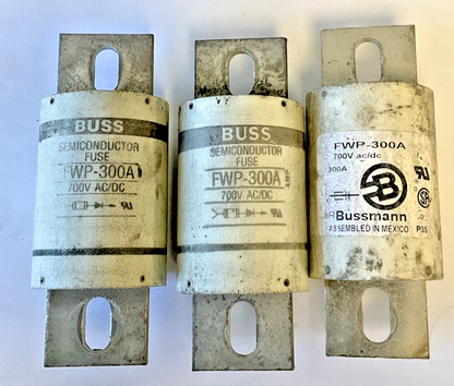 BUSS FWP-300A SEMICONDUCTOR FUSE  700VAC/DC ***LOTOF3***