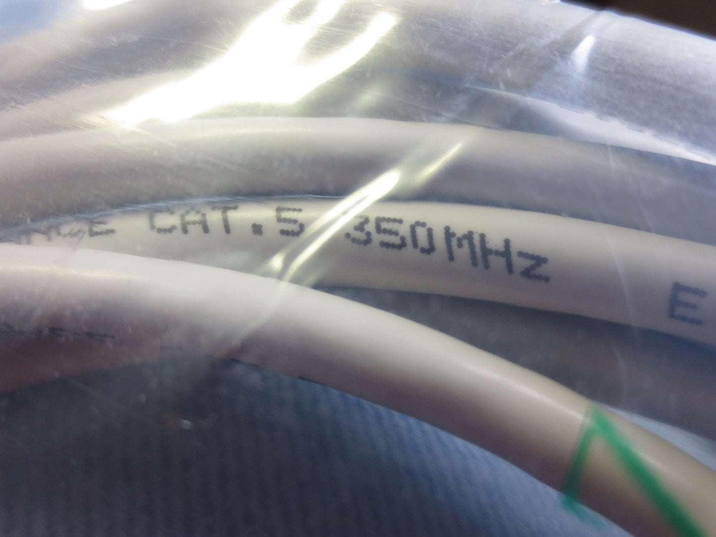 CAB182-10 CABLE - CAT 5, UL & ETL 350 MHz x 10' - NEW SURPLUS ***LOT of 10***