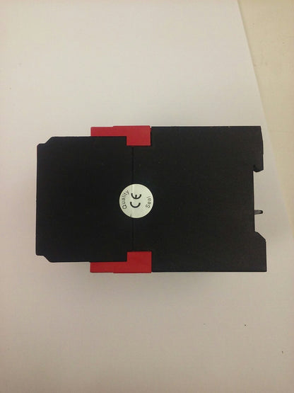 TELEMECANIQUE XPS-VN XPSVN1142HS SAFETY RELAY