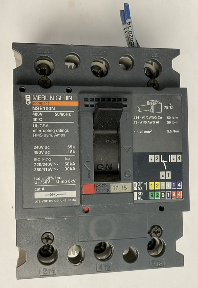 MERLIN GERIN NSE100N NENL34015 CIRCUIT BREAKER 15A 480V *SHUNT WIRE LENGTH VARY*