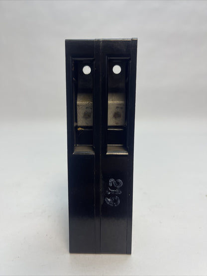 CHALLENGER QC30 CIRCUIT BREAKER 30/30A 120/240VAC 2POLE