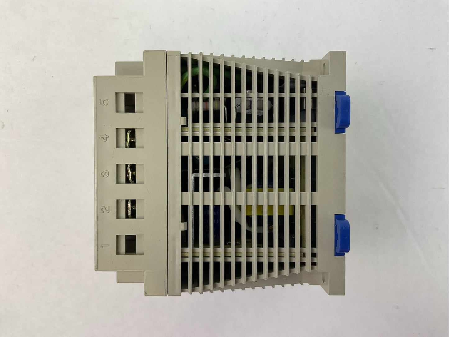 IDEC PS5R-C12 POWER SUPPLY OUTPUT 12VDC 2.5A 30W INPUT 100-240VAC 50/60HZ 0.68A