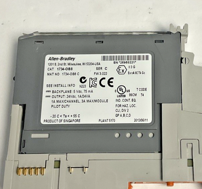ALLEN BRADLEY 1734-OB8 PLC MODULE SER.C W/1734-MB BASE W/1734-RTB ***LOTOF5***