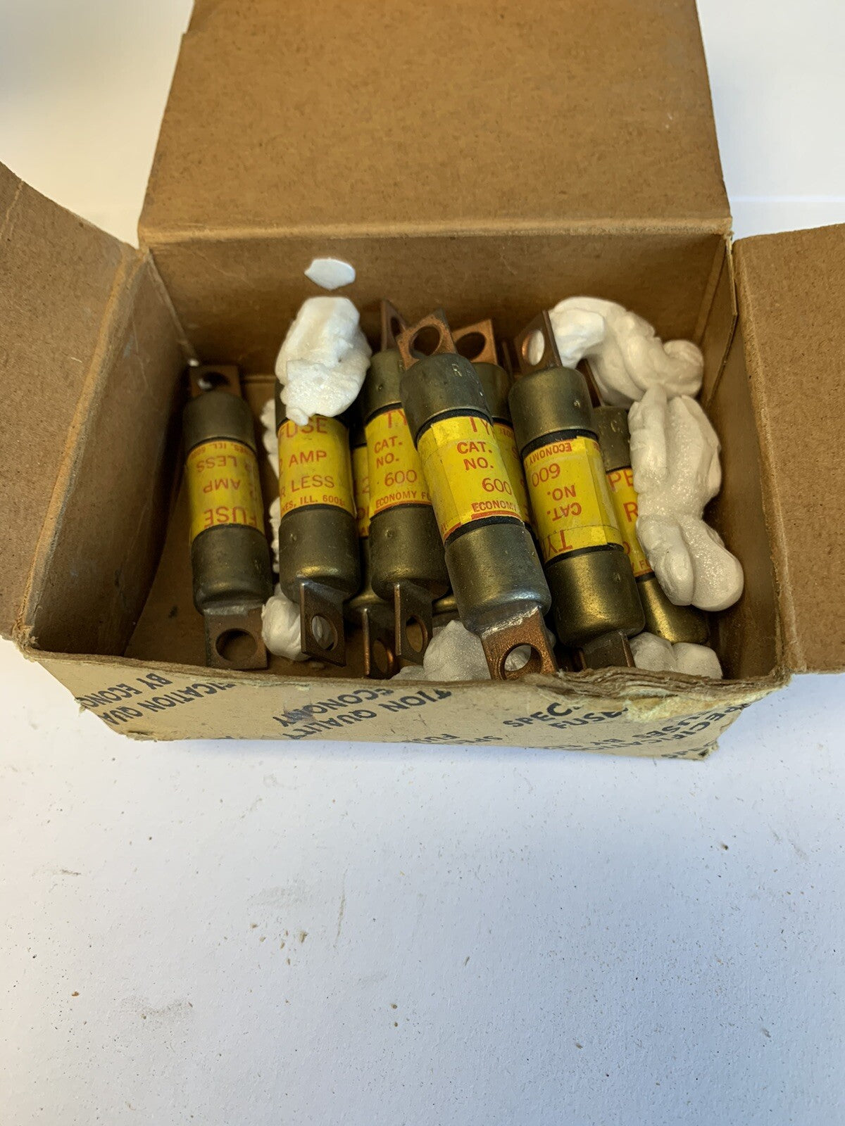 Economy Fuse RFC12 12A 600V Fuse "Lot of 10"