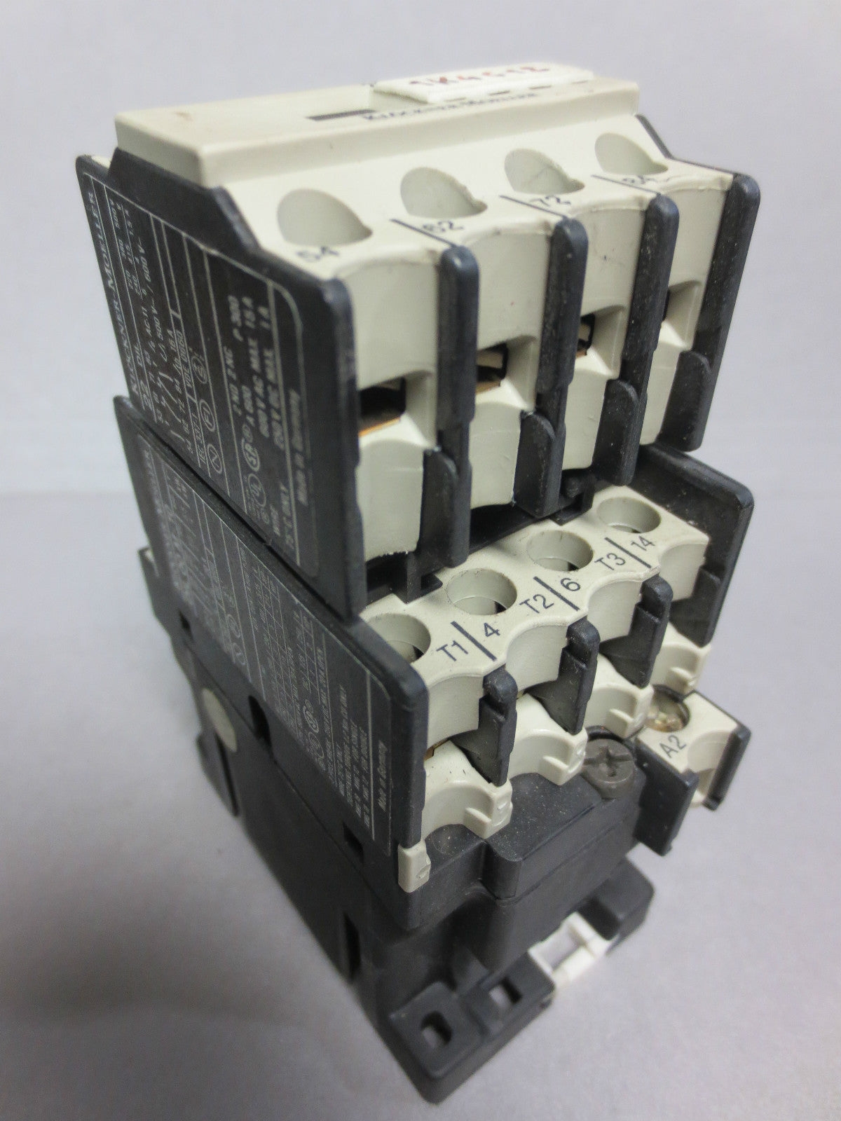 KLOCKNER-MOELLER DIL 00 M-10 & 22 DIL RELAY / CONTACTOR ASSEMBLY