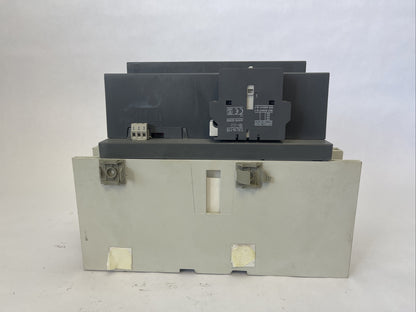 ABB AF400-30 CONTACTOR 600VAC 400HP 3POLE 3PH 550A COIL 100-250VDC 50-60hz