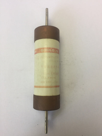 GOULD SHAWMUT TRI-ONIC TRS225R TIME DELAY FUSE 225AMPS 600VAC CLASS (LOT OF 3)