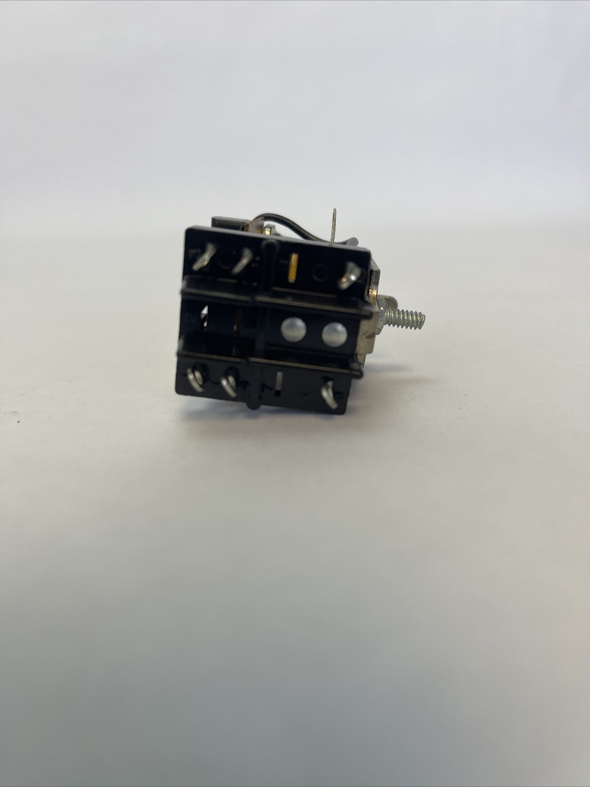 AMF POTTER & BRUMFIELD KA11AY-6V RELAY 6V 50/60HZ