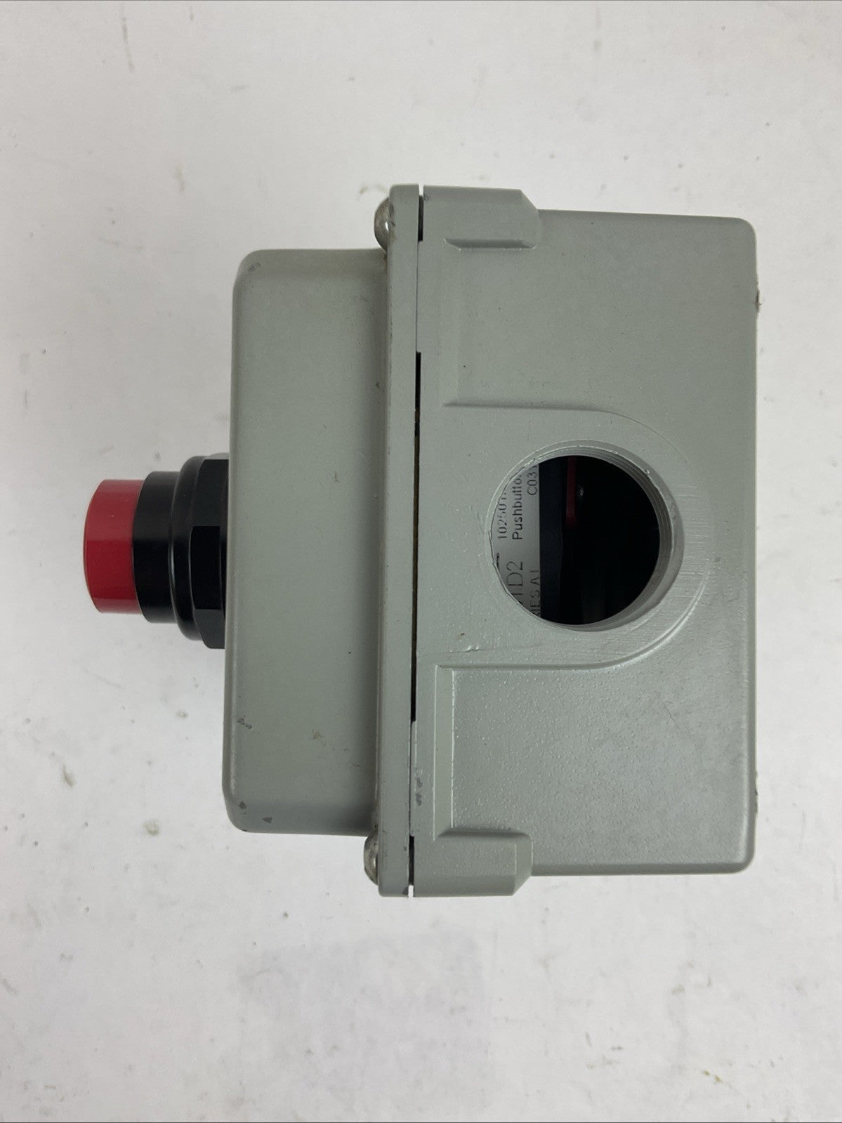 EATON CUTLER HAMMER E34EX7023 DIE CAST ENCLOSURE GREEN START RED STOP BUTTON