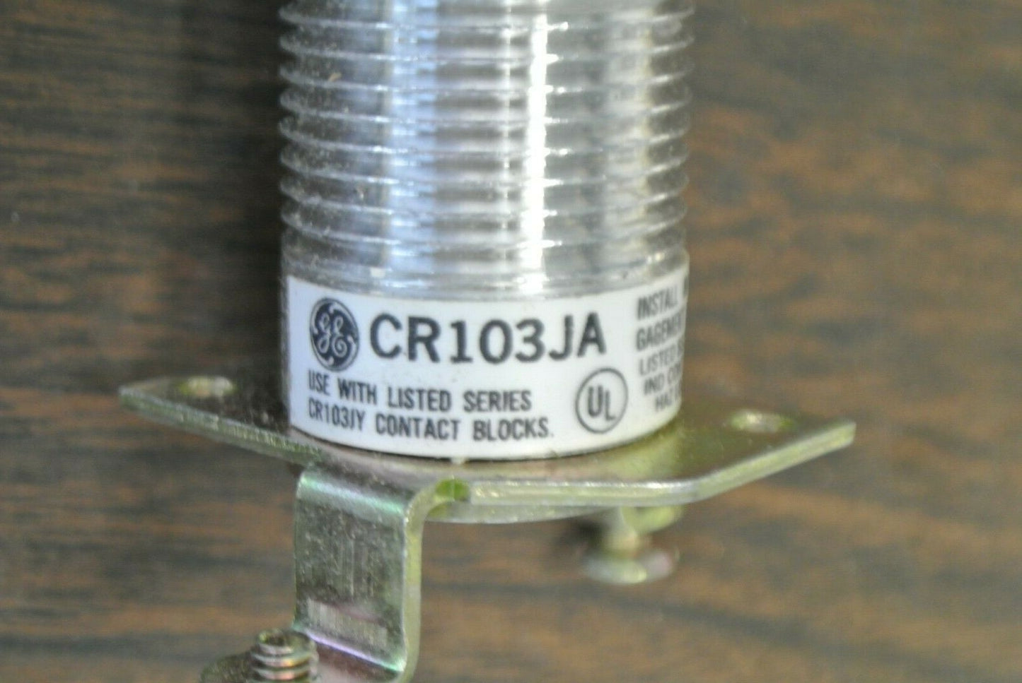 G.E. CR103JA2003 / PUSHBUTTON OPERATOR / RED / for HAZARDOUS LOC. / NEW SURPLUS