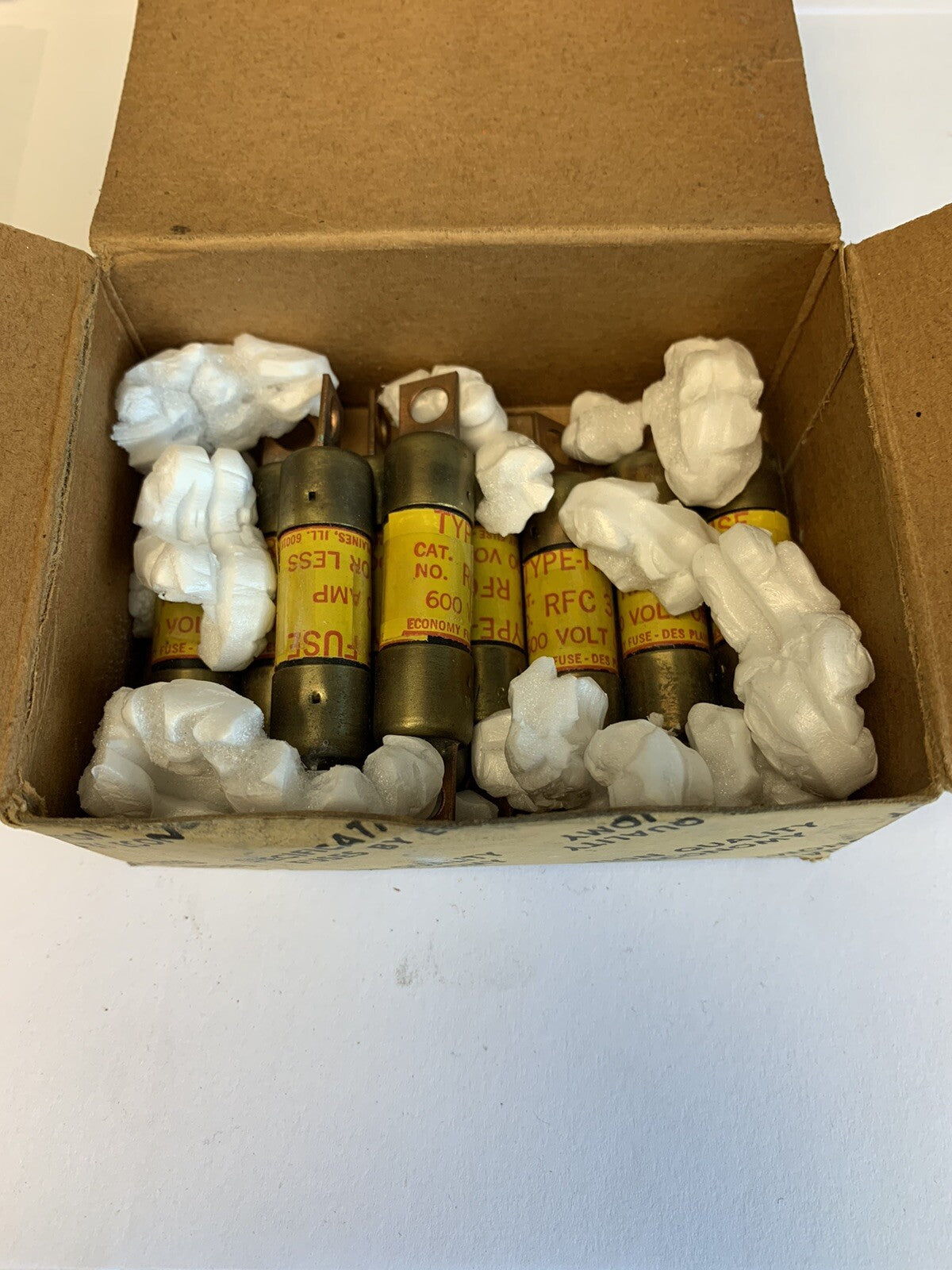 Economy Fuse RFC3 3A 600V Fuse "Lot of 10"