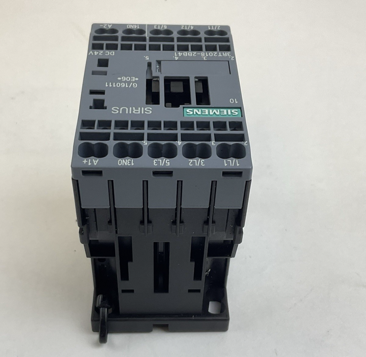 SIEMENS POWER CONTACTOR 3RT2018-2BB41 / 24V DC