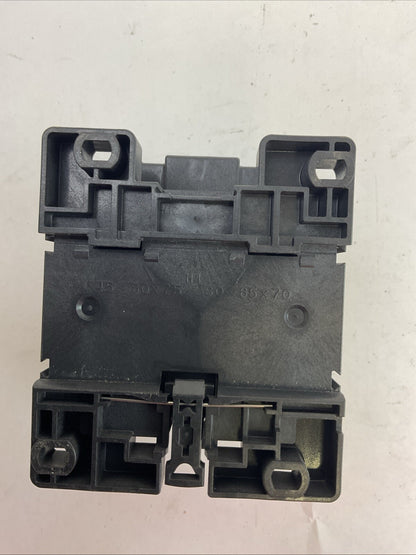 FUJI SC-N1 SC25BAA CONTACTOR 3NC0T 600VAC 3PH 25HP COIL 220-240V 60HZ