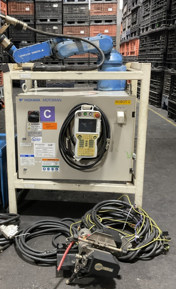 YASKAWA YR-MH00005-E10 WELDING DX100/MH5 TYPE ERDR-MH00005-B32 3PH 480V 50/60HZ