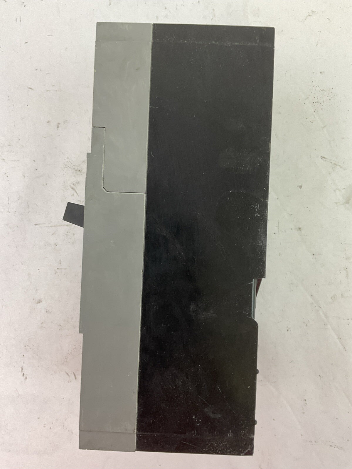 ITE FXD63B225 SENTRON SERIES CIRCUIT BREAKER 225AMP 600VAC 3POLE SIEMENS