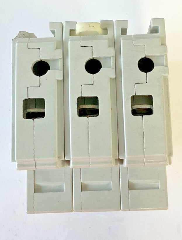 ALLEN BRADLEY 1492-CB3G060 CIRCUIT BREAKER 6A 3HP SER.C ***LOTOF3***