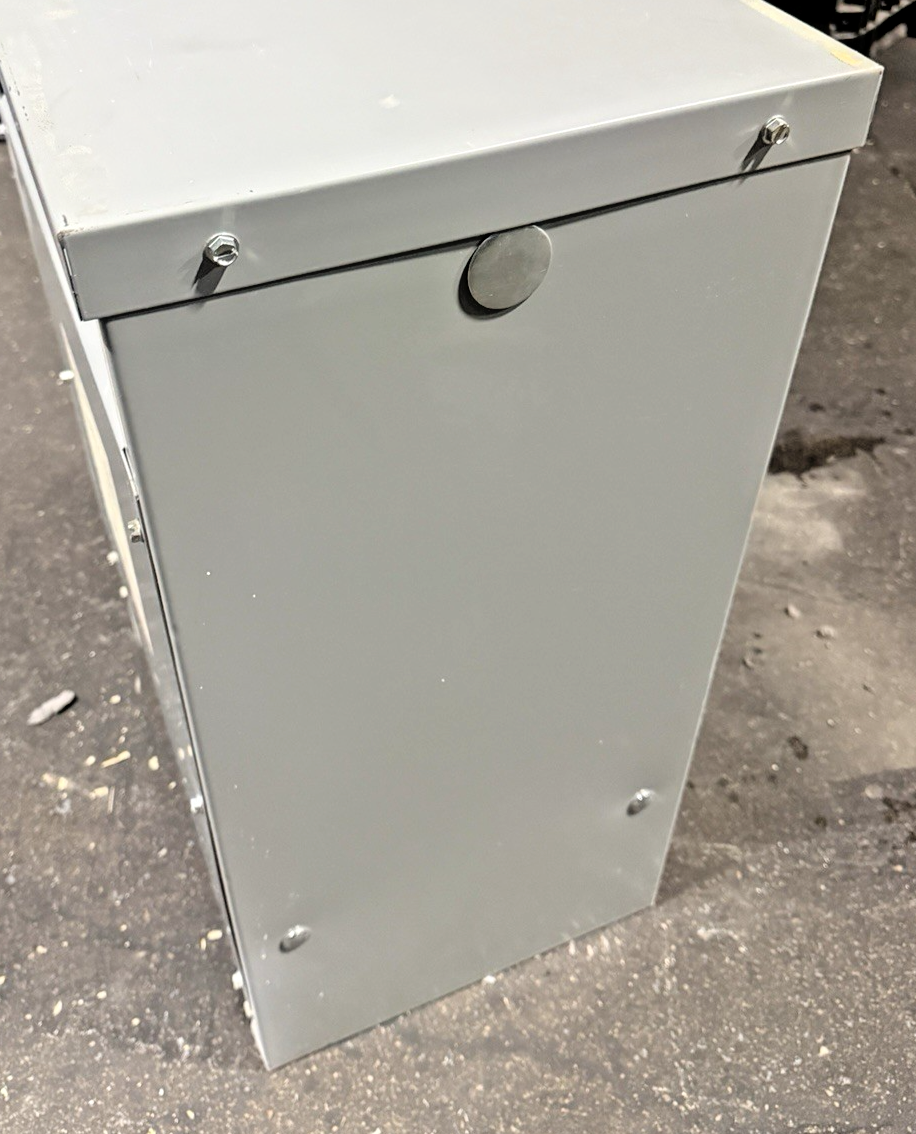 EATON V48M28F45R GENERAL PURPOSE TRANSFORMER 45KVA 3PH PRI.480DELTA SEC.208Y/120