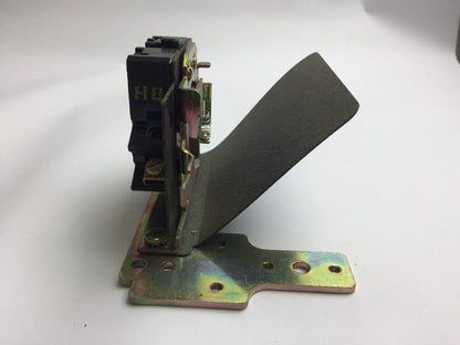 GE CR205X300B AUX CONTACT KIT 1 NC FOR CR205-CR208 DEVICES NEMA SIZE 3