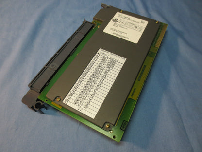 ALLEN-BRADLEY 1771-IAD D, 120V AC/DC INPUT MODULE, Ser. D, Rev. B02