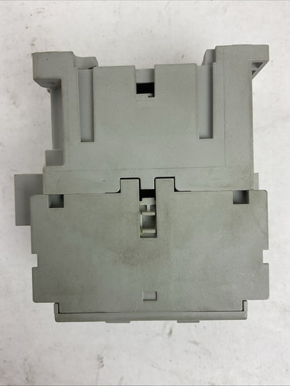 ALLEN BRADLEY 100-C09*10 SER A 600VAC 25AMP CONTACTOR 120/110/V 60/50HZ COIL