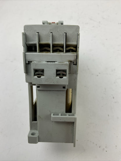 ALLEN BRADLEY STARTER (100-C09Z*10 SER A COIL 24VDC + 193-TAB24 1.6-2.4A)