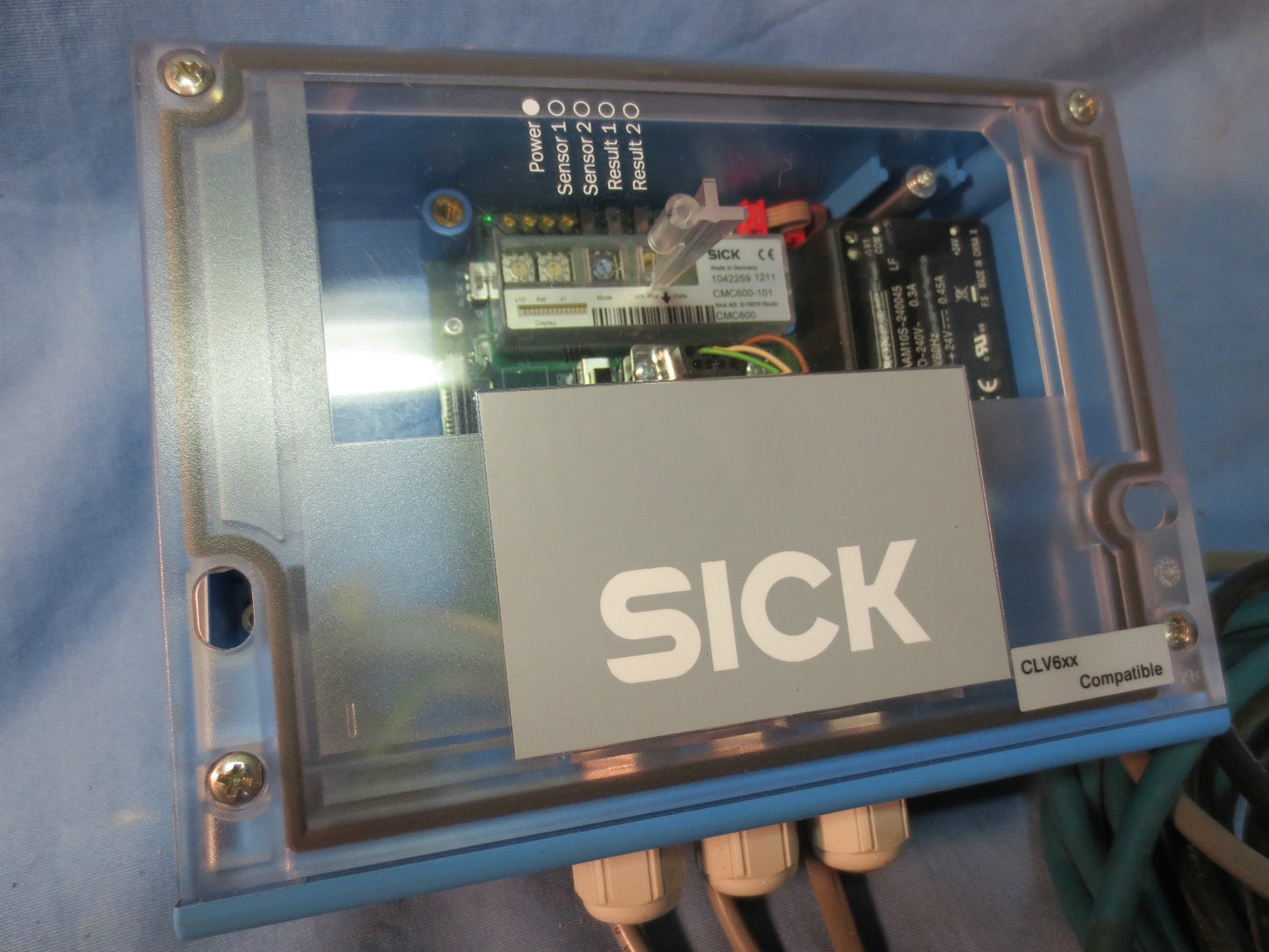 SICK CDM420-0102 CONNECTION MODULE 1 026 220 w/ ALL CORDS
