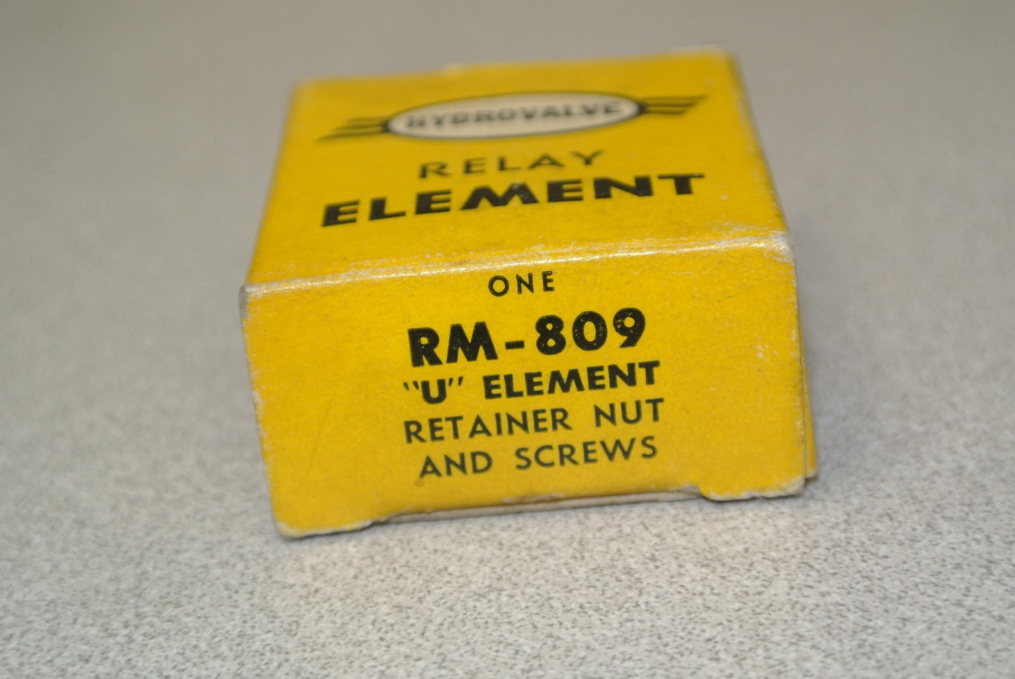 HYDROVALVE RM-809 RELAY ELEMENT / "U" ELEMENT / RETAINER & SCREWS / NEW SURPLUS