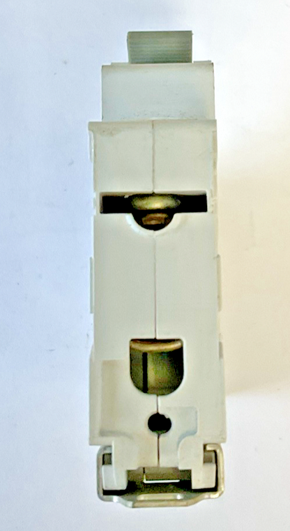 CUTLER HAMMER WMS1D02 CIRCUIT BREAKER 240VAC ***LOTOF2***