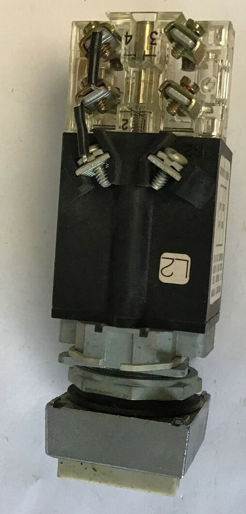 SQUARE D 9001KXAKM21 LIGHT MODULE SER.A W/ PUSH BUTTON 120V 60HZ 9001KA-1 SER.G