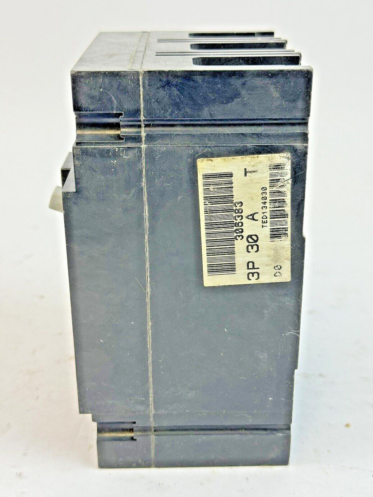 GE - TED134030 - INDUSTRIAL CIRCUIT BREAKER - 3 POLE/480 VAC/30A
