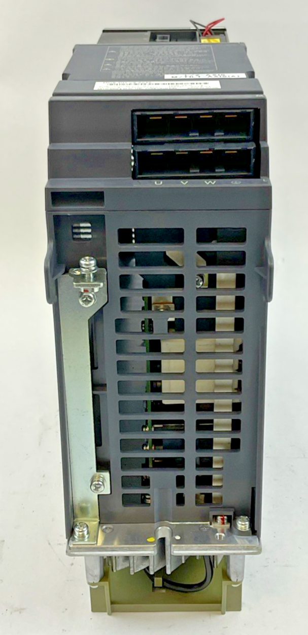 MITSUBISHI MDS-DH-V2-8040 SERVO DRIVE 2.0KW 8.9A 240HZ H/W VER.H 456V