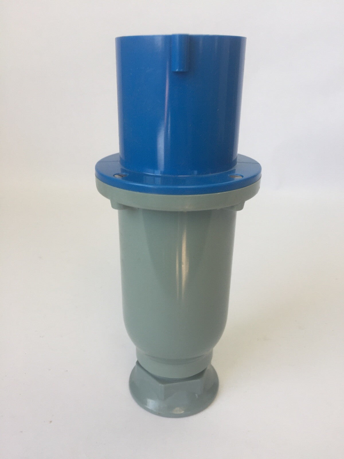 HUBBELL 360P6 PLUG 60AMP 250VAC 2POLE 3-WIRE GROUNDING