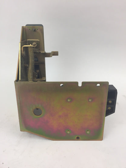 ALLEN BRADLEY 1494F-NL30 UNFUSED DISCONNECT SWITCH LEFT HAND OPERATOR 30A 3 POLE