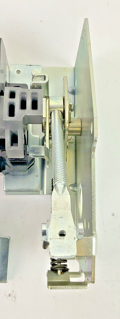 ALLEN BRADLEY 1494V-DS30 FUSIBLE DISCONNECT SWITCH SER.D  W/ 1494V-FS30 SER.D
