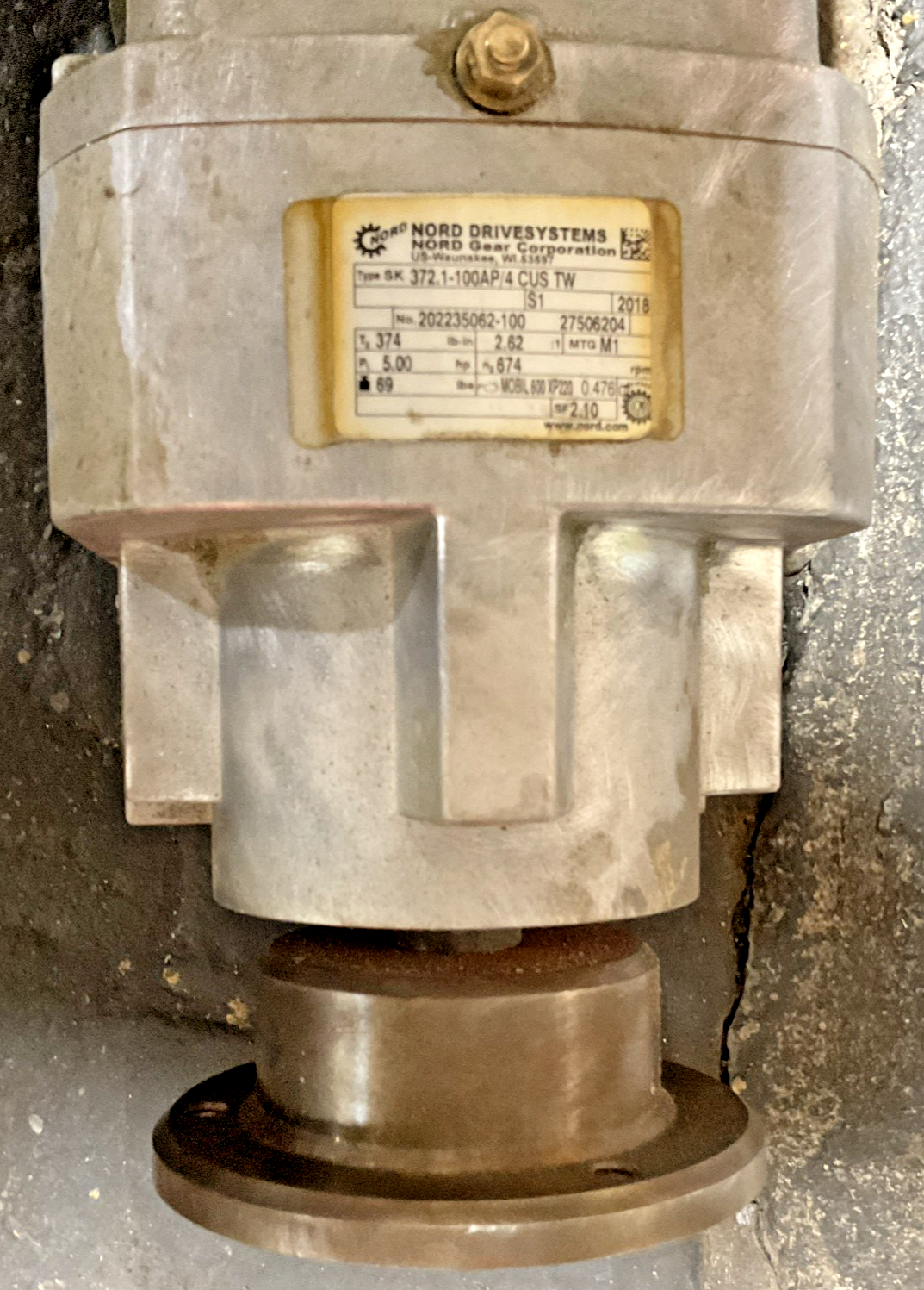NORD 372.1-100AP/4 CUS TW GEAR MOTOR 5HP 230/460 3.70KW 1760RPM 13.3/6.67A
