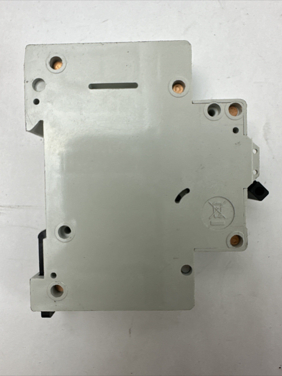 EATON FAZ-B10/1-SP CIRCUIT BREAKER 10A 230/400VAC 240/415VAC 1POLE