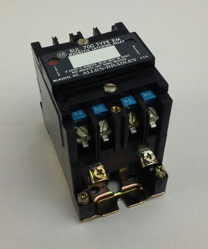 ALLEN-BRADLEY 700-RM400A1 INDUSTRIAL CONTROL RELAY / MAGNETIC LATCHING RELAY NEW