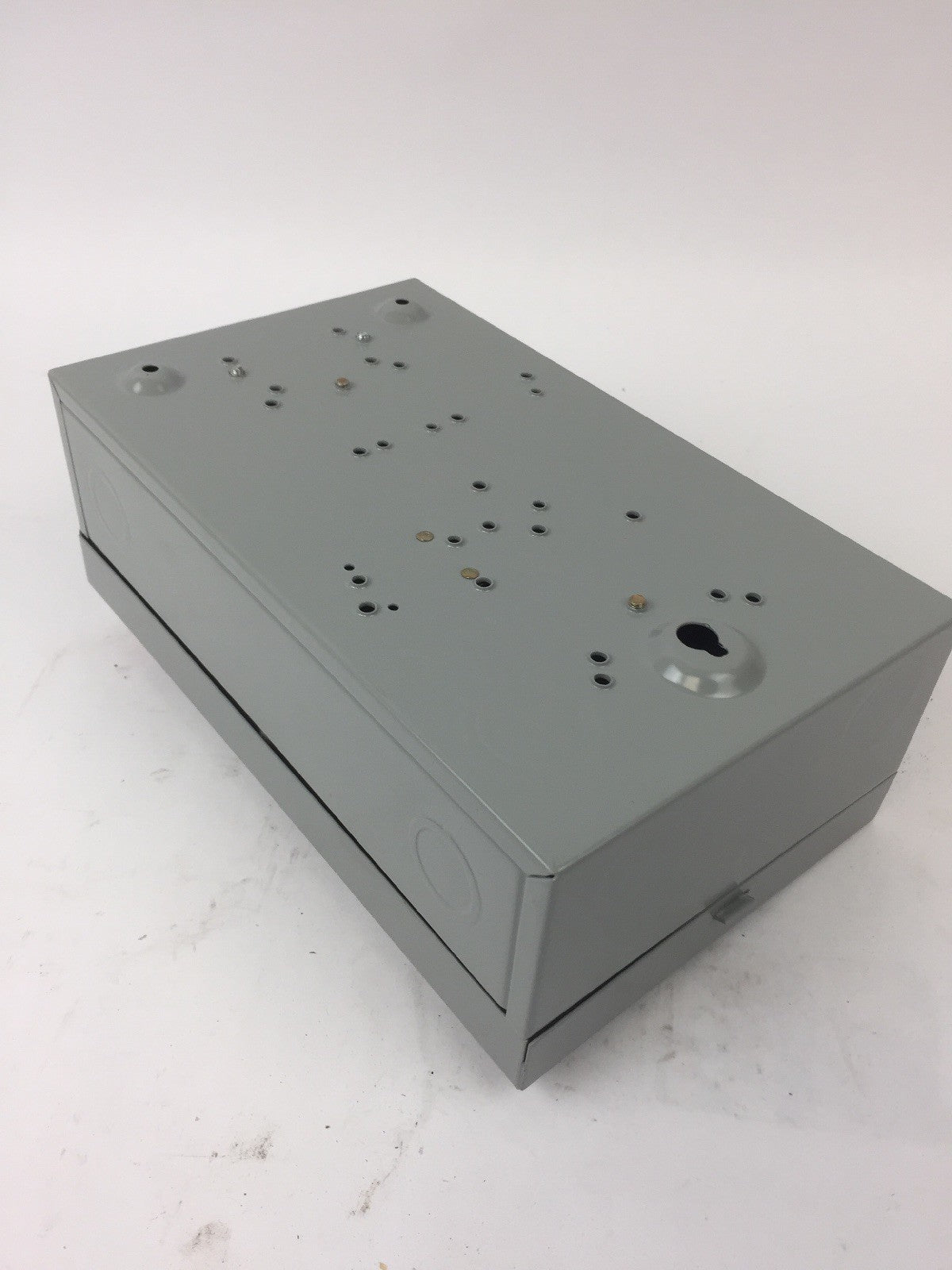 GE CR1062R3AAT204R MAN MOTOR STARTER NEMA SIZE M-0 3 POLES/OVERLOADS 480V 60HZ