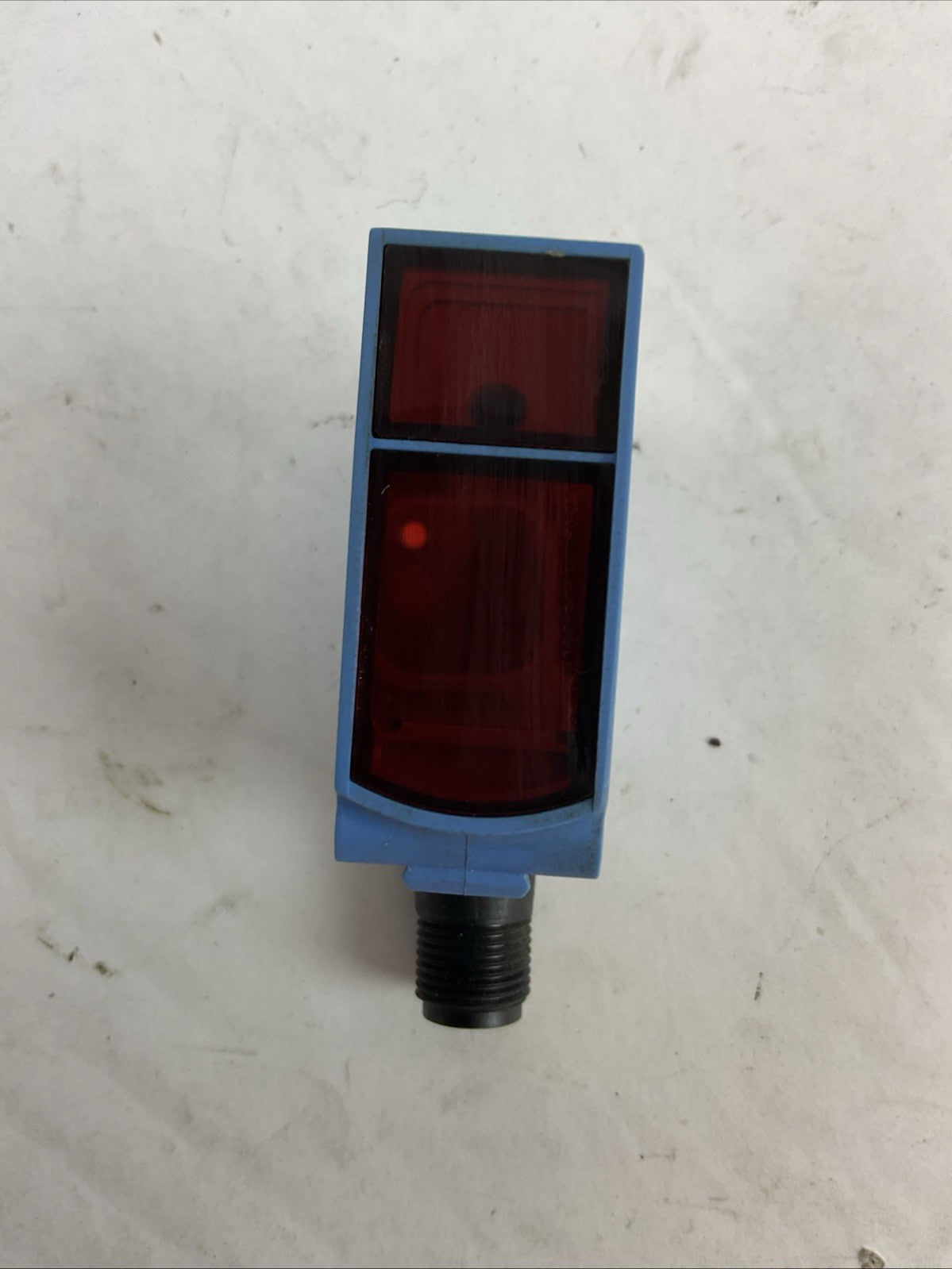 SICK WTT21L-B2561 PHOTOELECTRIC PROXIMITY SENSOR 10...30VDC