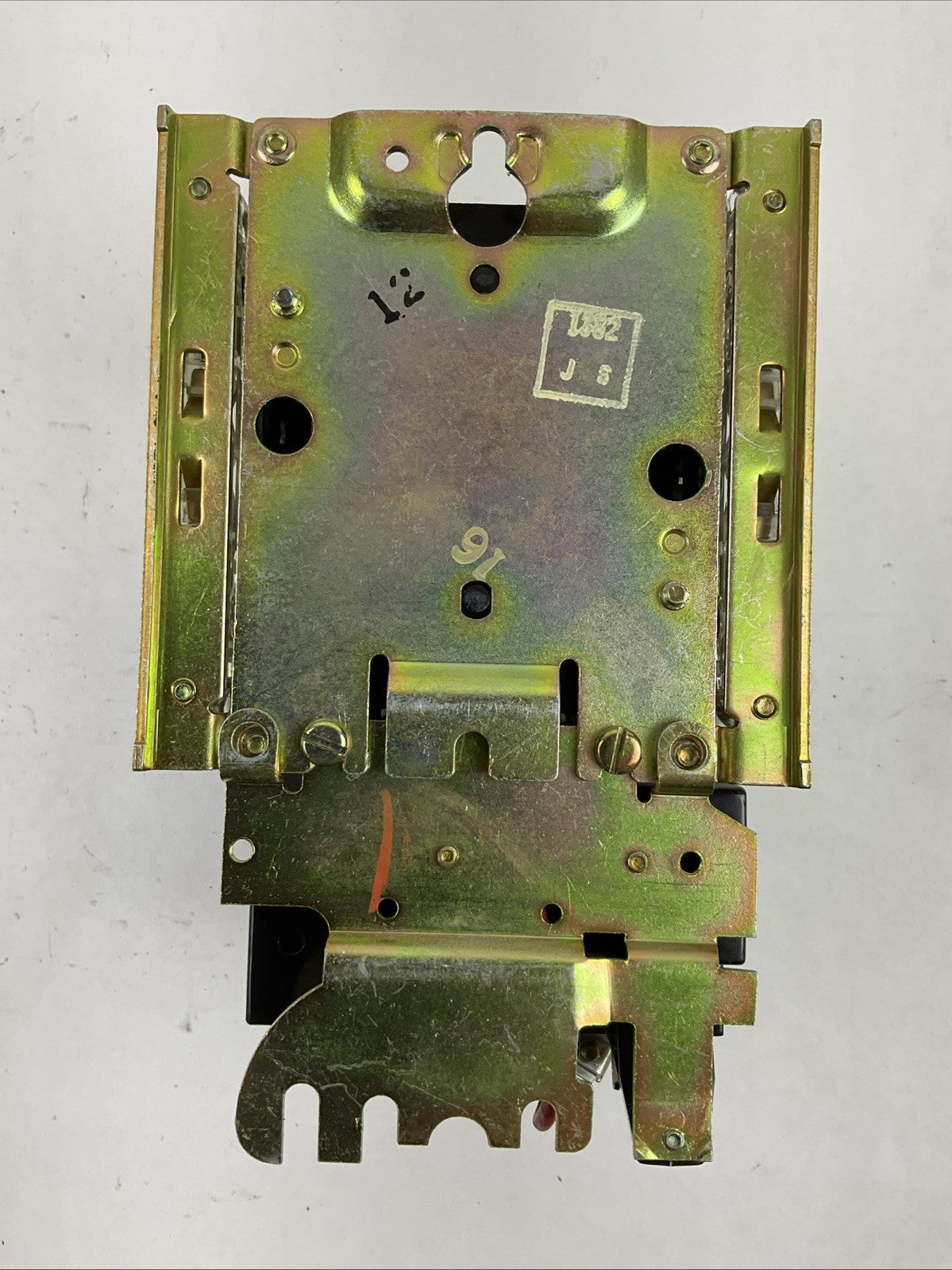 SQUARE D 8536SBG2 SIZE 0 STARTER 600VAC 5HP B4.15 HEATERS 31041-400-42 COIL 120V