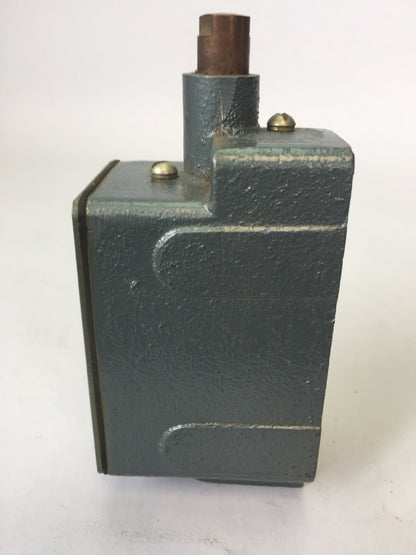 ALLEN BRADLEY 801-ASC12 LIMIT SWITCH PUSH TYPE 600V AC/DC NO-NC CONTACT